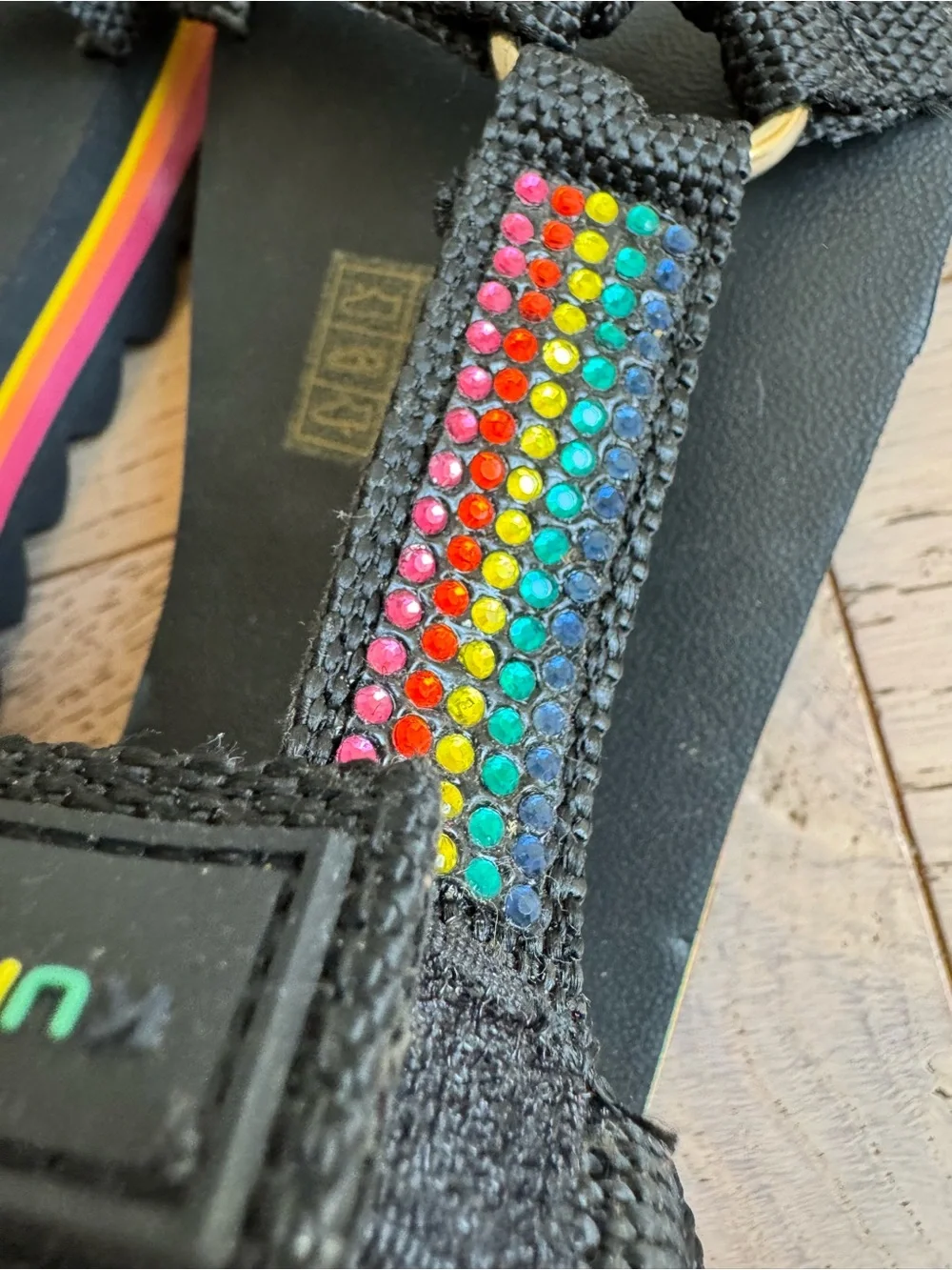 Kurt Geiger London Kids Mini Olivia Black Sandals with Rainbow Beads Sz: 5